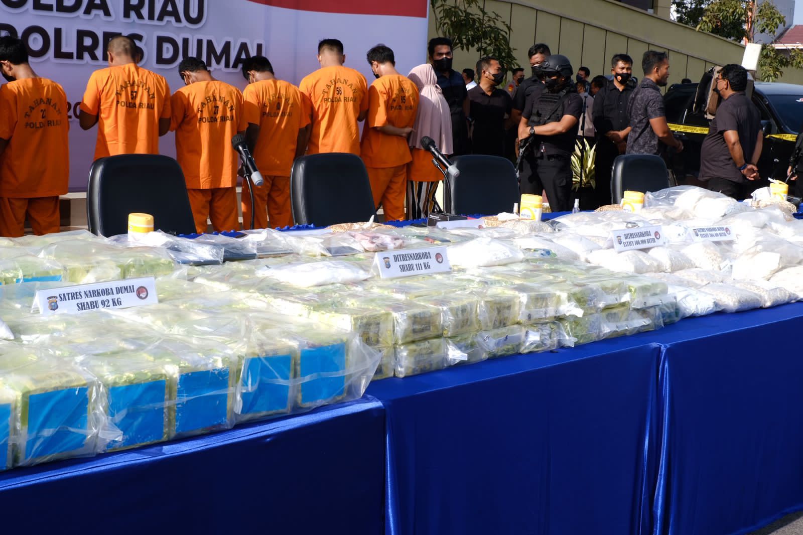 Tim Polda Riau Sita 203 Kg Sabu. 404.491 Butir Ekstasi dan Amankan 16 Orang Diduga Terlibat Narkoba
