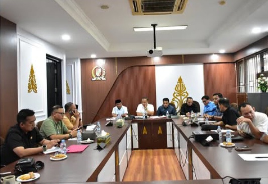 Suasana hearing