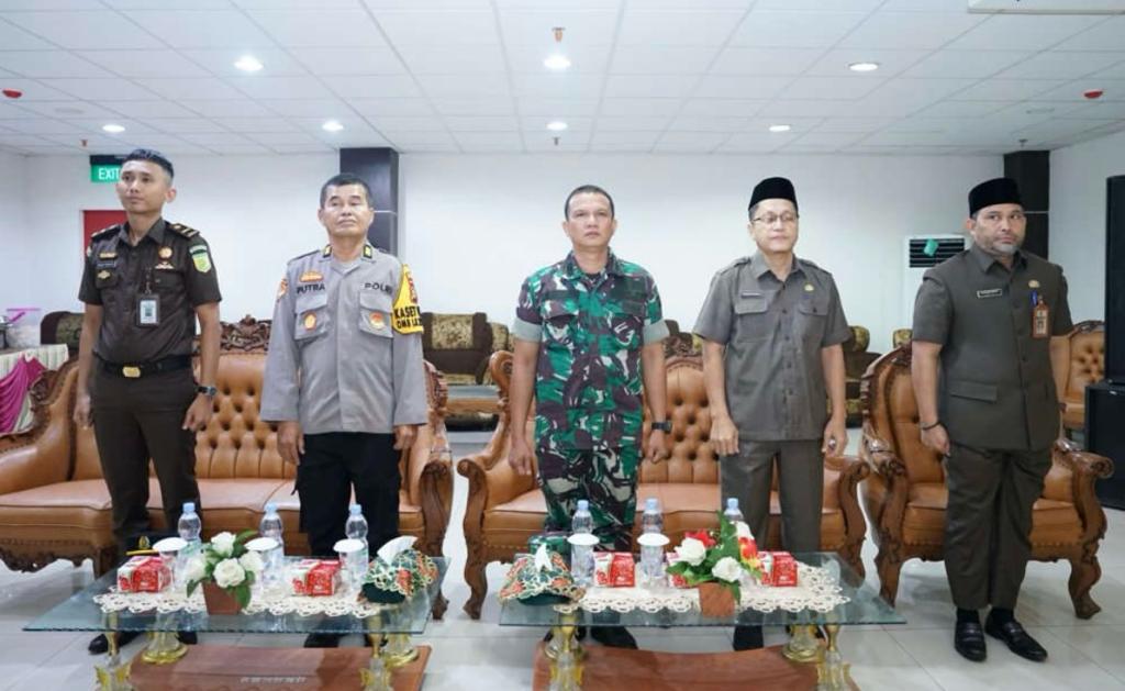 Forkominda Menghadiri Sidang Paripurna