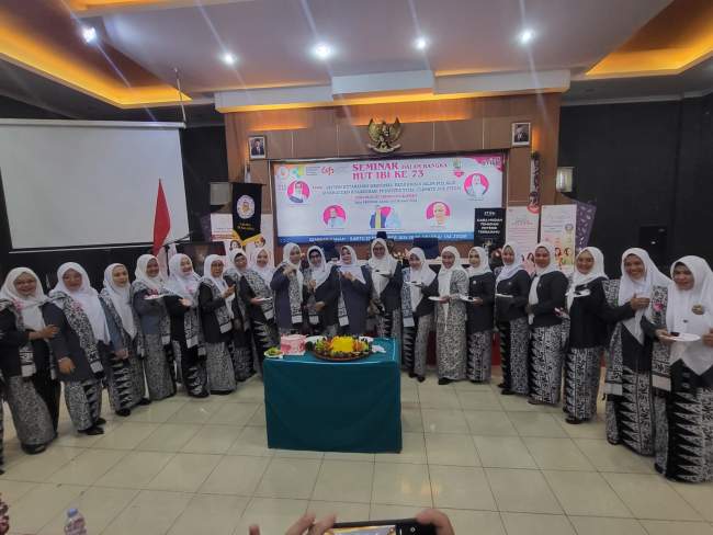 Bidan Jadi Garda Terdepan dalam Ketahanan Nasional: HUT IBI ke-73 di Kabupaten Pelalawan