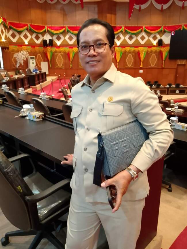 Ketua Komisi III DPRD Riau Ingatkan Kepala Daerah: Hati-Hati Naikkan PBB, Fokus Gali Potensi Pajak dan Maksimalkan BUMD