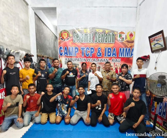 MMA Tiger Club Pelalawan Gelar Syukuran Prestasi dan Pemberangkatan Atlet